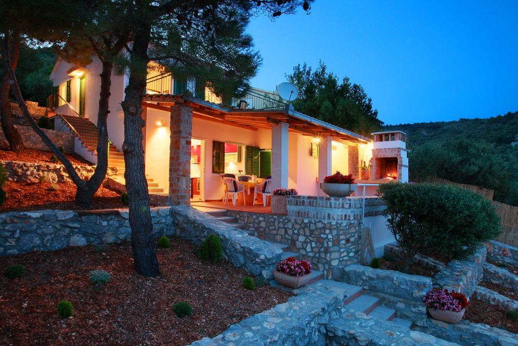 Villa Sol Vinisce Exterior photo